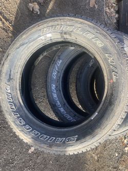 275-55-20 Set Of Tires White Letter 