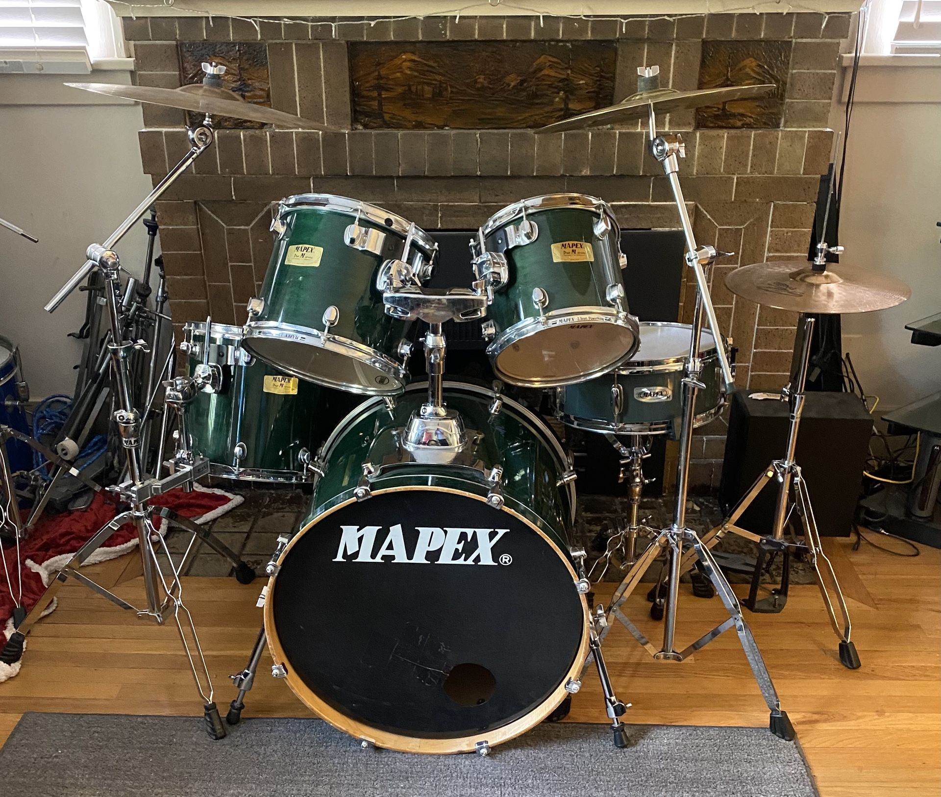 Mapex Pro M Maple Drum Set With Mapex Hardware