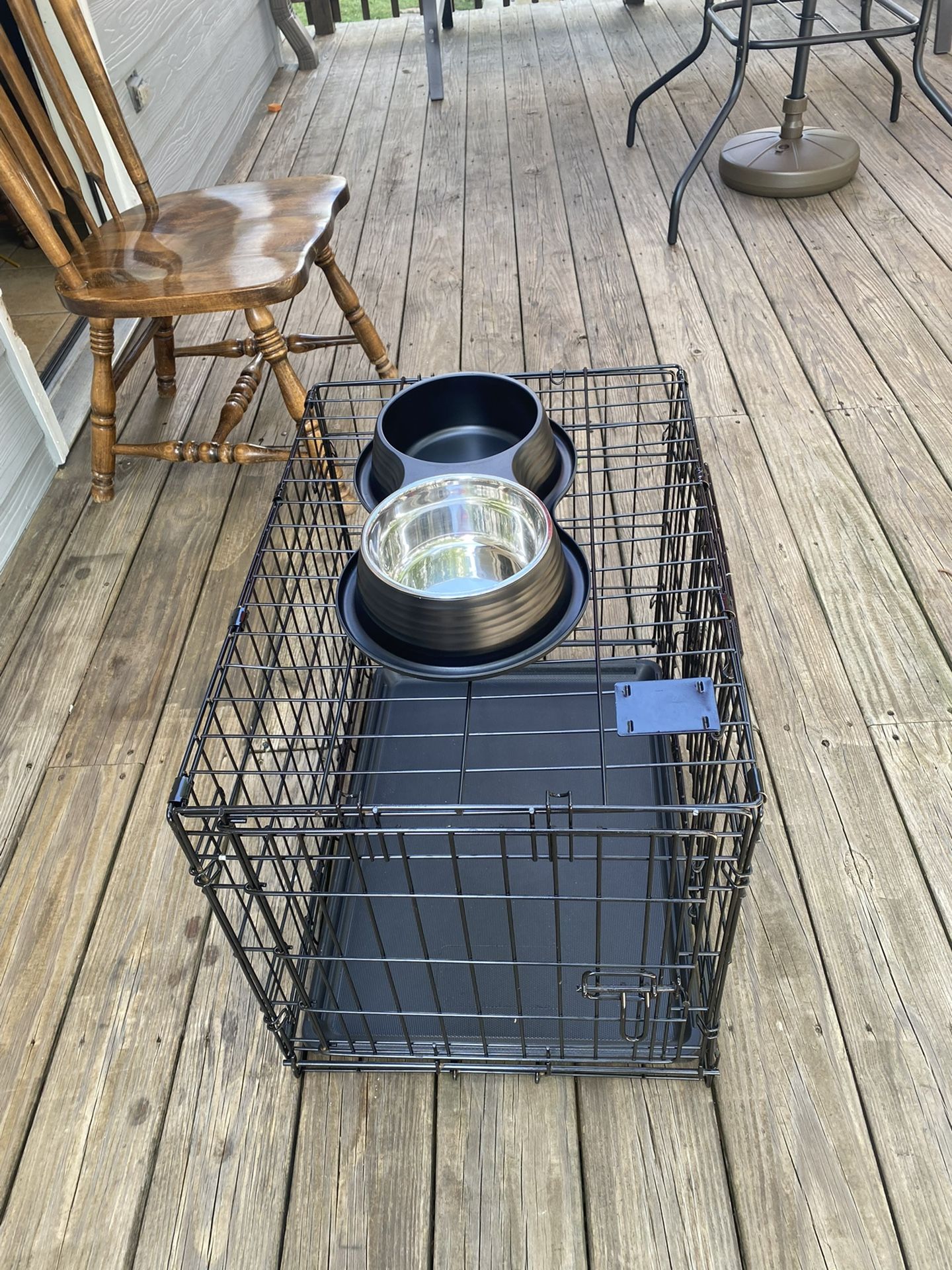 Cage And Bowl
