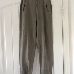 Lululemon Woman’s High Rise Stretch Jogger Pants 