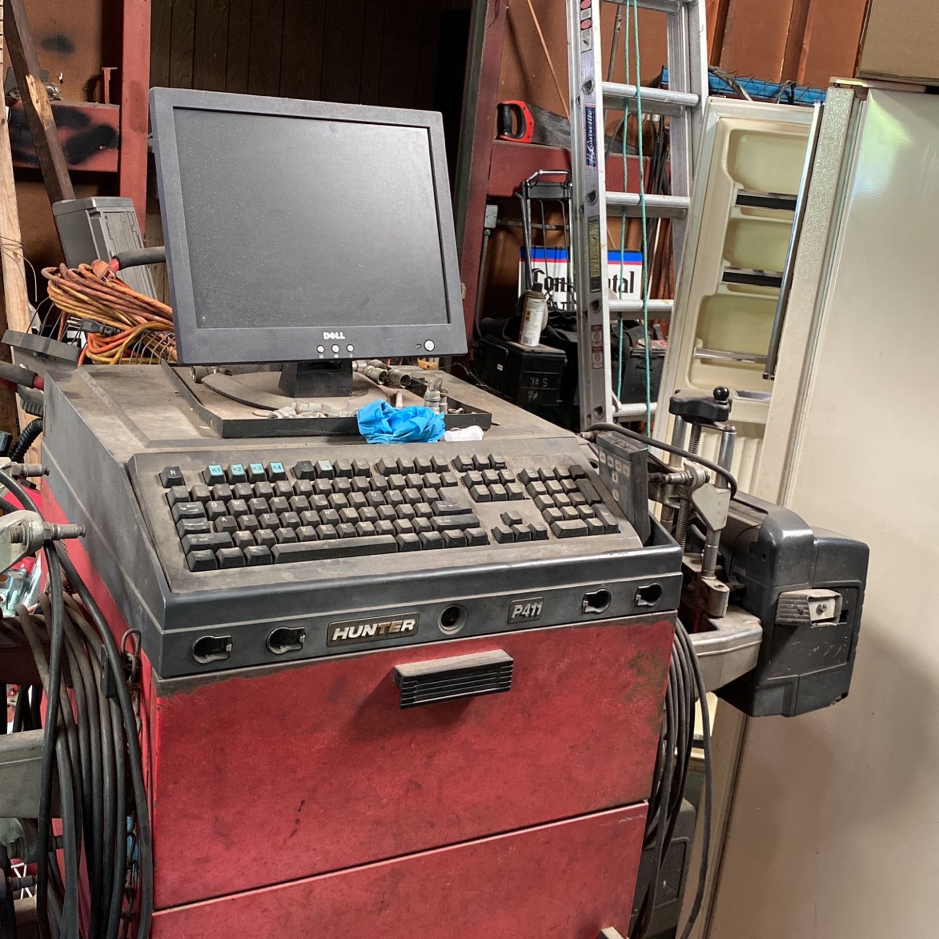 Hunter Alignment Machine
