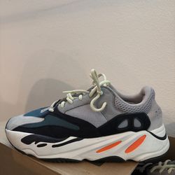 Adidas Yeezy Boost 700 Wave Runner 