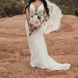 Size 8/10 Wedding Dress, Veil, Jewelry, Bouquet, And Slippers! 