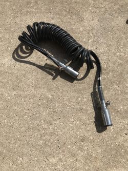Power cord for 18 wheelers