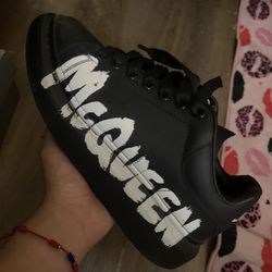 Mcqueens shoes men