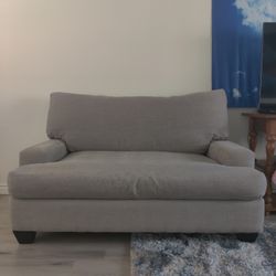 Comfortable Living Spaces Loveseat