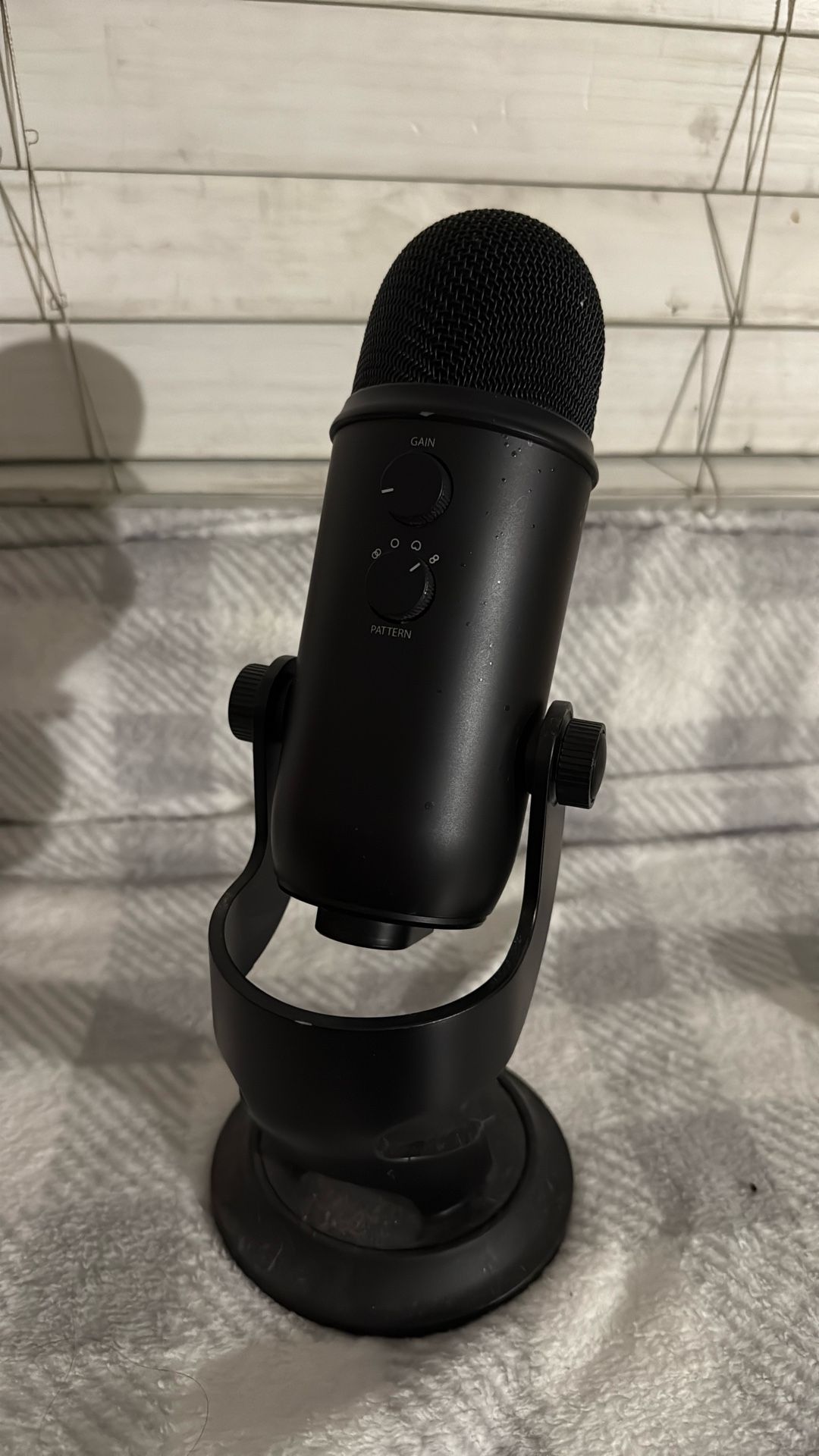 Microphone