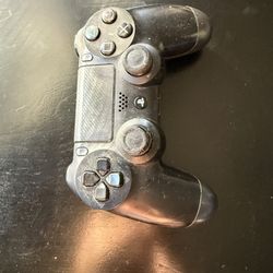 PS4 Controllers 