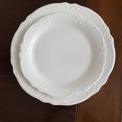 Pier One Madeline Service for four or six, dinner & salad plates