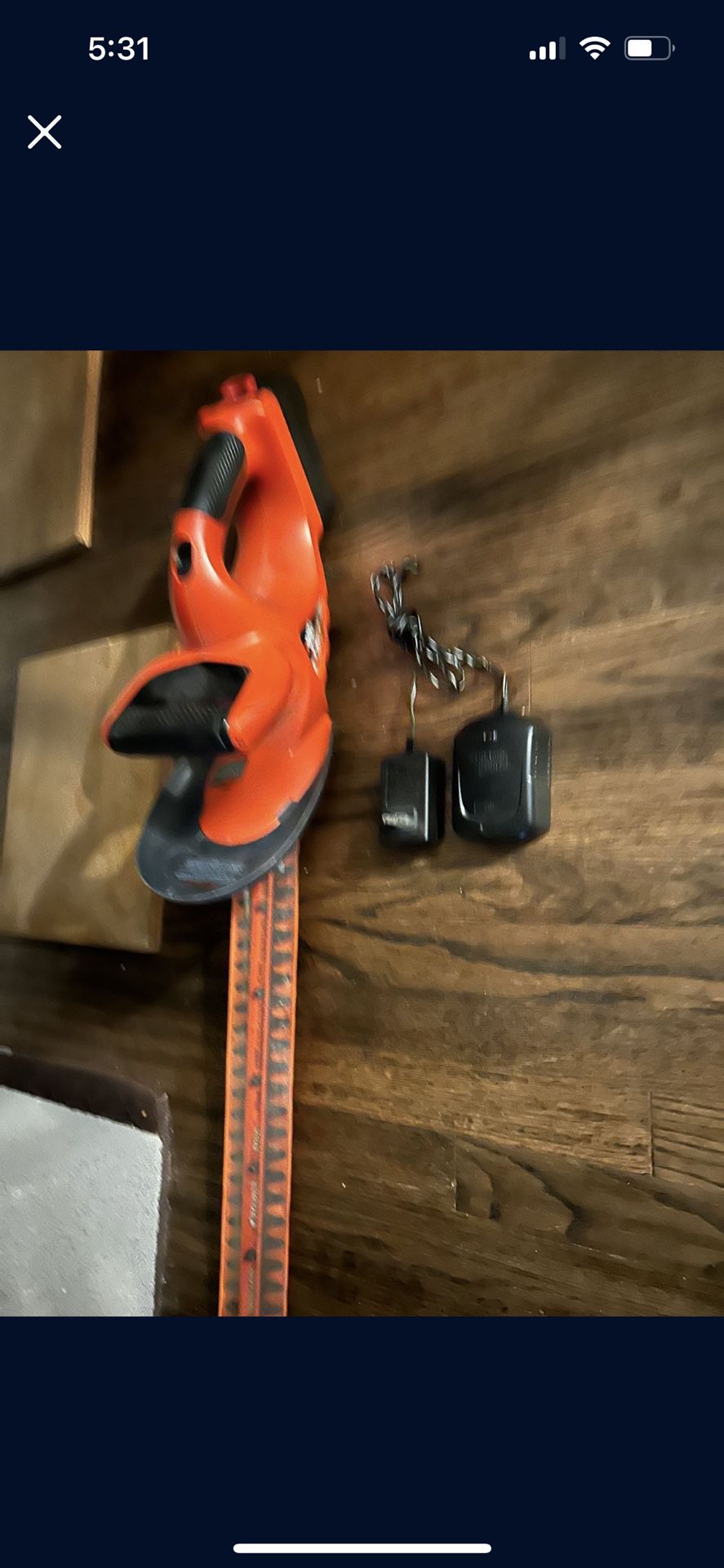 Cordless Black and Decker Hedge Trimmer 22 Inch 18 Volt 1 Battery And Charger Asking Works Great Still Like New Need Gone Today  Asking 60 