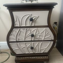 Adorable, End Table Side Table, Nightstand, Bombay Style With Palm Leaves