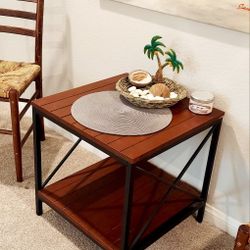 20"H X 20"W X 20"D 🌱Solid Wood & Metal Side/End Table 