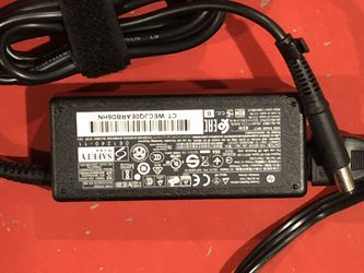 HP 65W AC Adapter