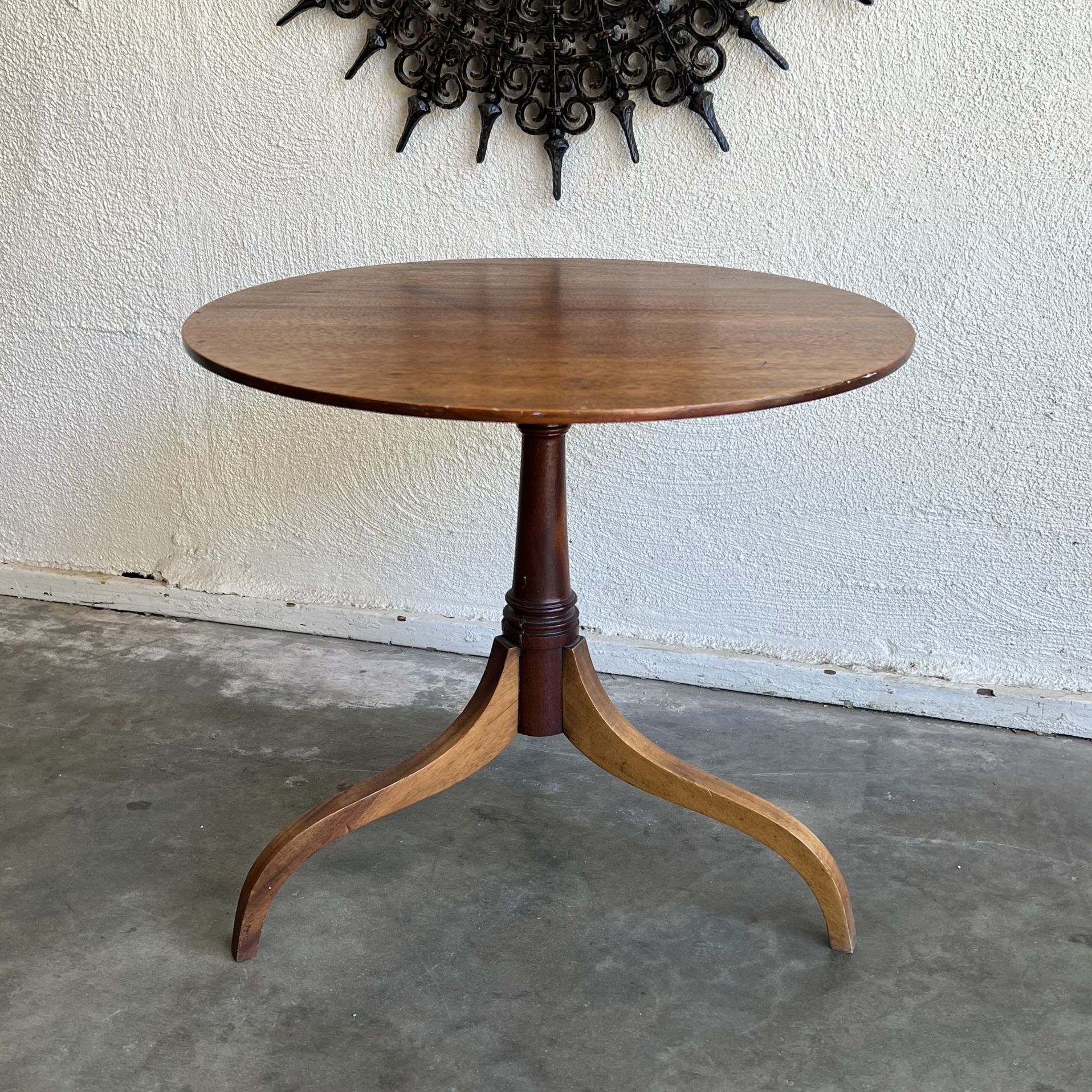 Antique Mahogany Queen Anne Style Tilt Top Table
