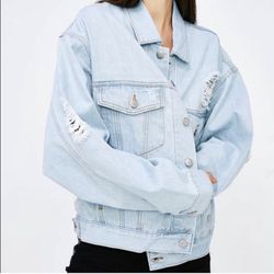 Denim distressed oversized jacket women’s Size Small 