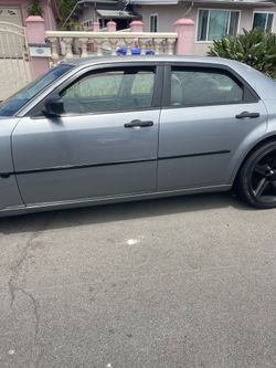 05-10 Chrysler 300C doors
