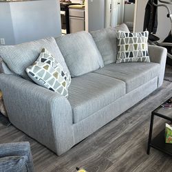 Grey couch, good condition