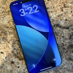 iPhone 16 Pro Max Natural Titanium AT&T 256GB Like New