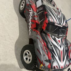 Traxxas Slash 