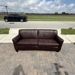 🛋️Real Leather Couch- Delivery Available