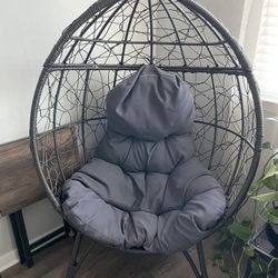 Egg Chair - Awesome Condition-if you see this post it’s available!