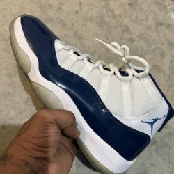 Jordan 11 size 10