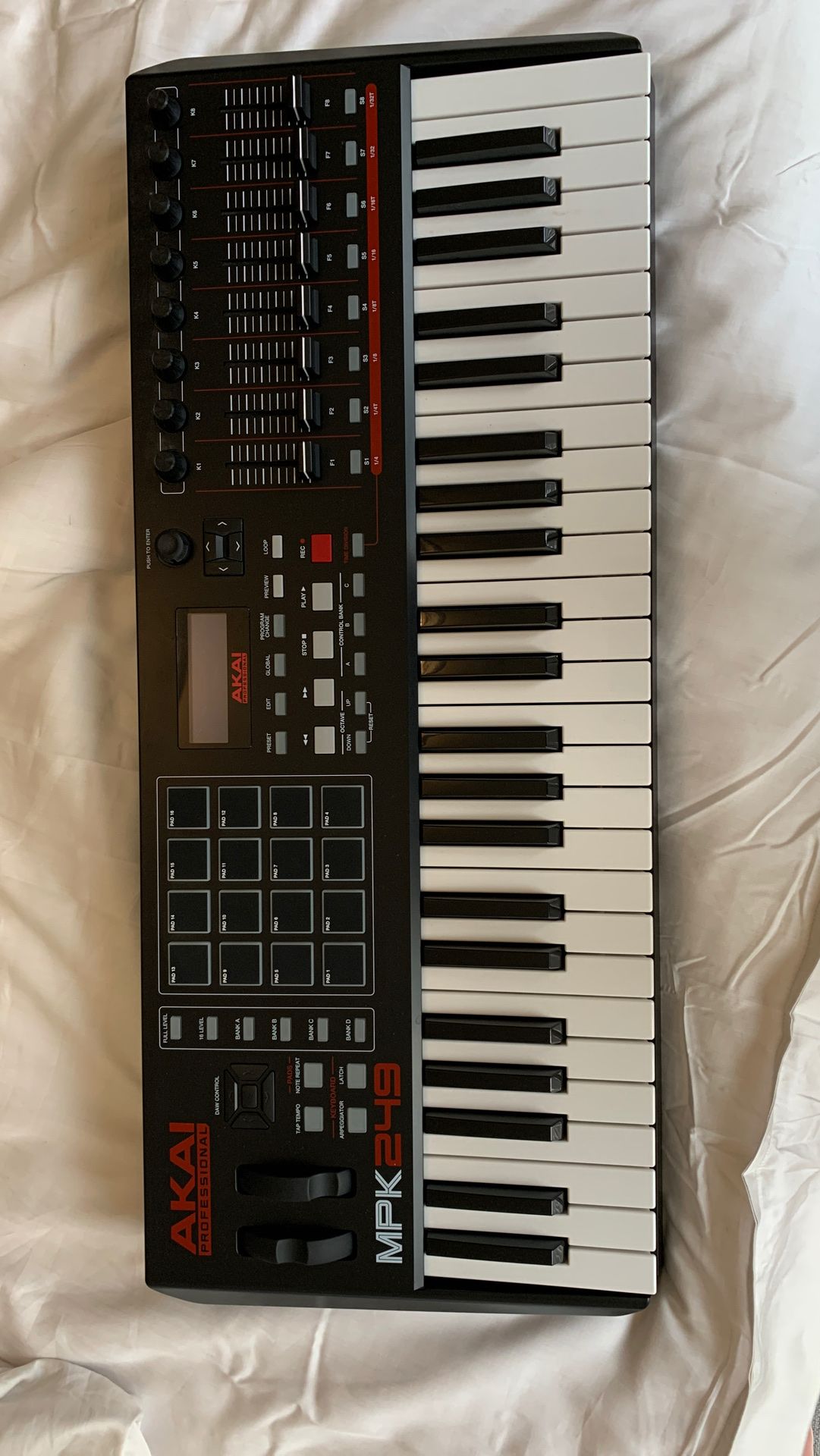 Akai Prodessional MPK 249