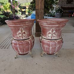 Rustic Flor de lis Clay Pots, Planters, Plants. Pottery $80 cada una
