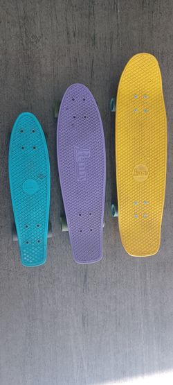 Penny Australia Nickel Skateboards
Excellent Condition 
Color: Ocean Mist 22"
Color: Purple Fender 27"
Color: High Vibe 32"