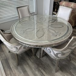 HOOKER Sanctuary 5ft Round Dining Table 