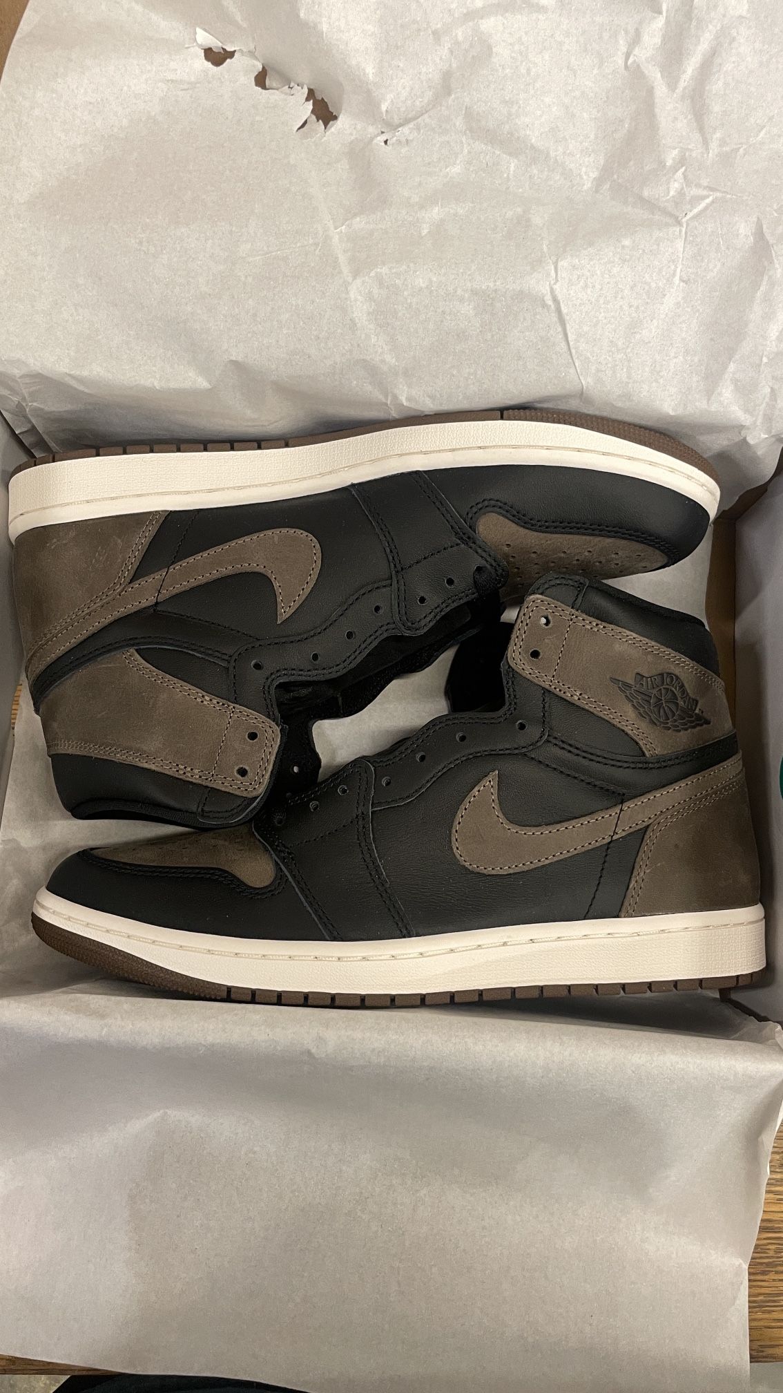 Jordan 1 “Palomino” Size 11 12 & 7Y
