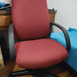 Red Office Chair/Computer Chair