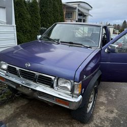 Nissan Pickup 