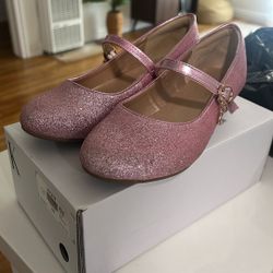 Pink Dressy Shoes Youth Size Size 4