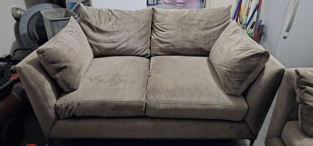 Grey Saude Couch Set