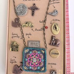 Natural Life Pocket Pouch Necklace 