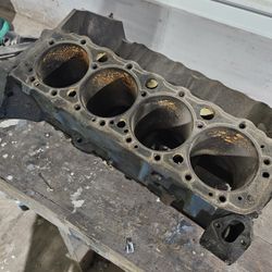 Chevy 350 4 BOLT Mains. Sbc