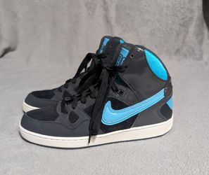 Women's Nike Son Of Force Sneakers Size 9.5