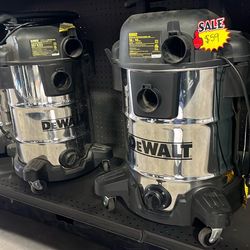 DeWALT 10 gallon wet/dry vacuum