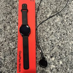 OnePlus Smart Watch – Long-Lasting Battery & Excellent Condition, Rarely Used