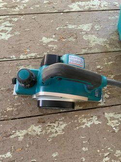 Makita Corded KP0800 Planer 3 1/2” 6.5 amp 17,000 rpm