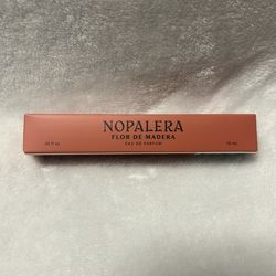 Women’s fragrance Nopalera Flor de Madera Eau de Parfum travel spray