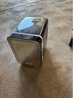 ICON Beauty Mini Fridge with Mirror Door