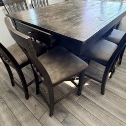 Bar height Dining table 8 People 