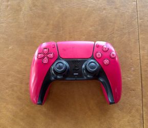 Fuchsia ps5 controller