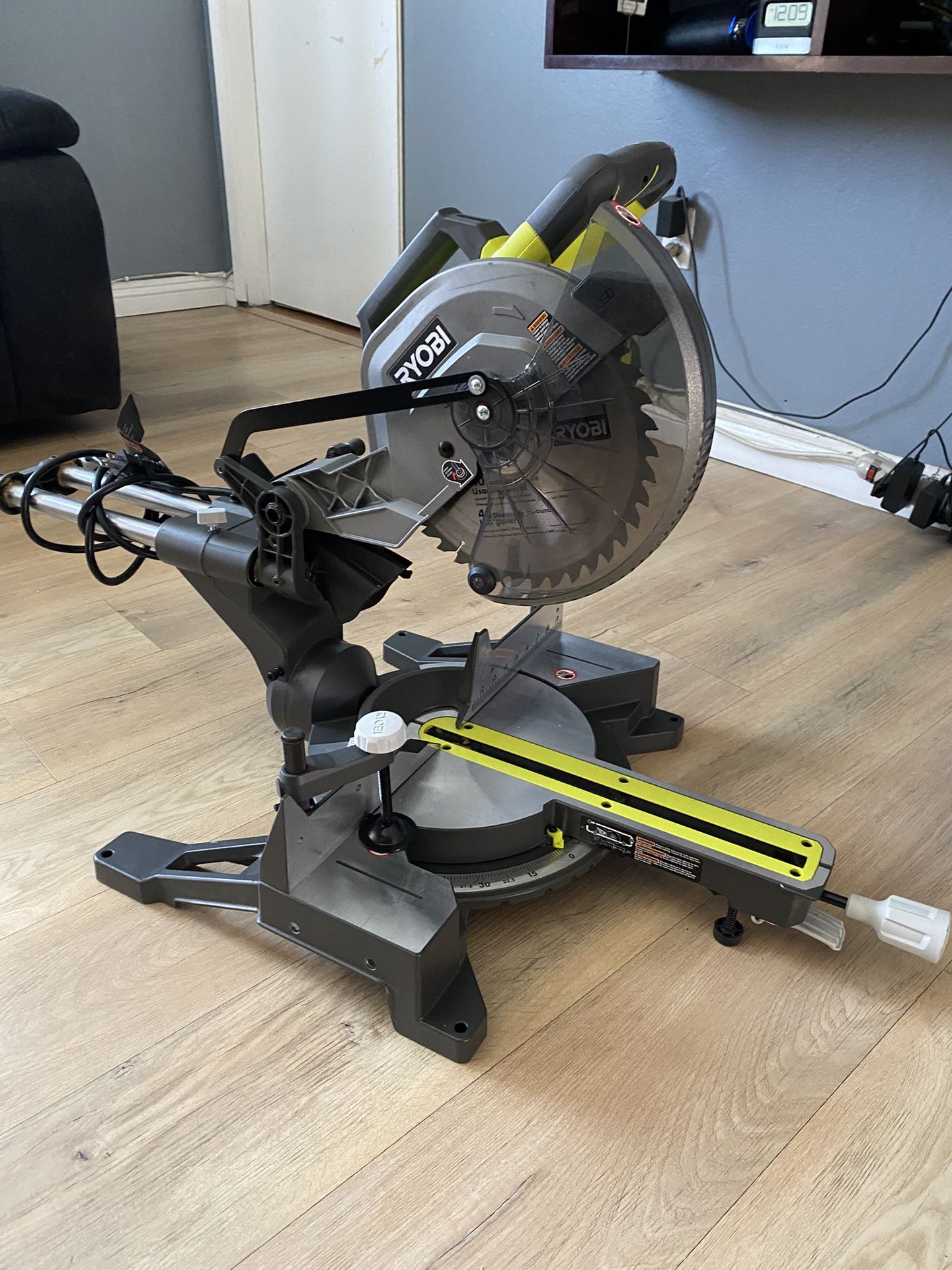 RYOBI 10 INCH RYOBI Corded Sliding Compound Miter Saw