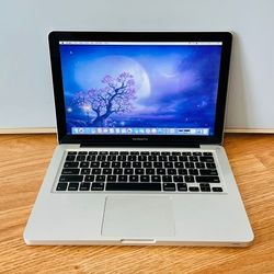 Apple MacBook Pro 13” 2009 8GB RAM 160GB HDD 10.11 OS X