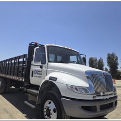 2020 International Stake Truck With Lift Gate 11109792