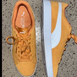 $60 Size 12 Puma Shoes 