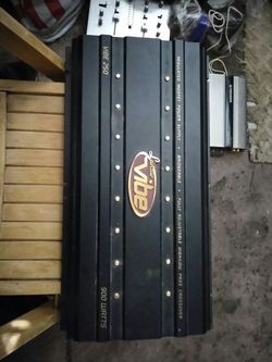 Lanzar vibe vibe 250 power amplfier 900 watts works great